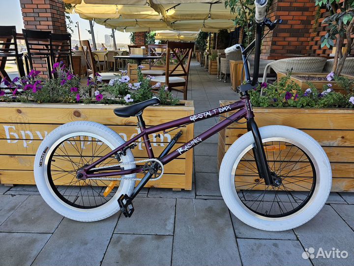 Велосипед BMX красный