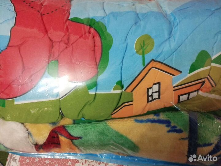 Одеяло и плед в детскую кроватку