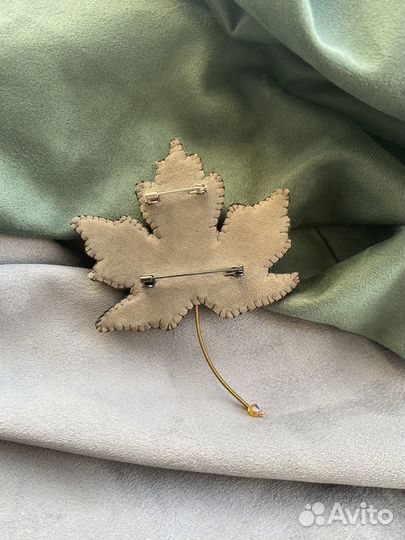 Украшение ручной работы