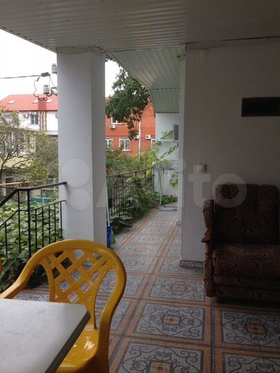 Комната 16 м² в 6-к., 2/2 эт.