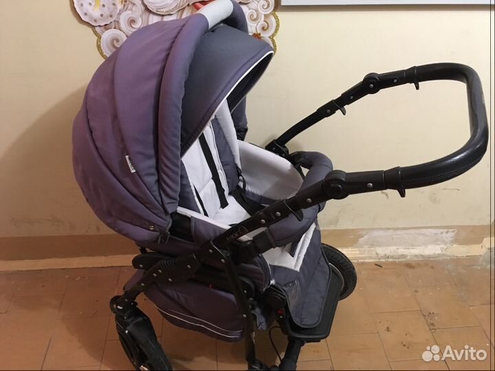 Коляска в отличном состоянии