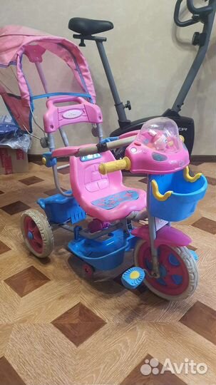 Детский велосипед с ручкой