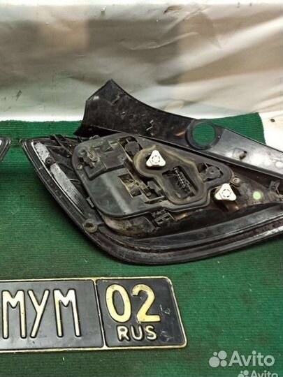 Правый фонарь Opel Astra H 5D хэтч