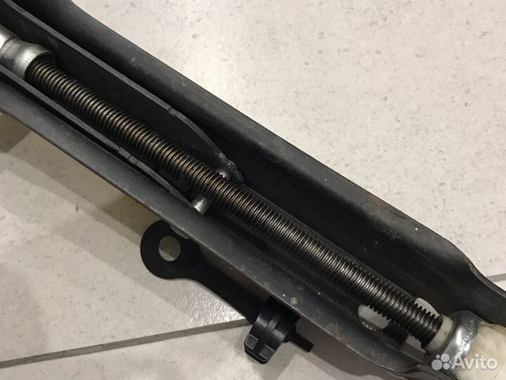 Домкрат от Mercedes W163 кузов