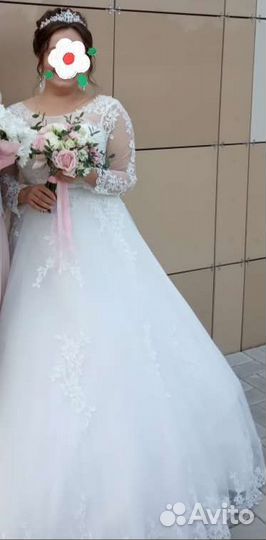 Свадебное платье