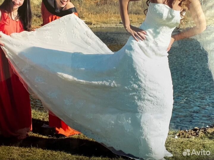 Свадебное платье