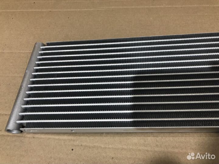 Масляный радиатор охлаждения W204/W212/W218/W231