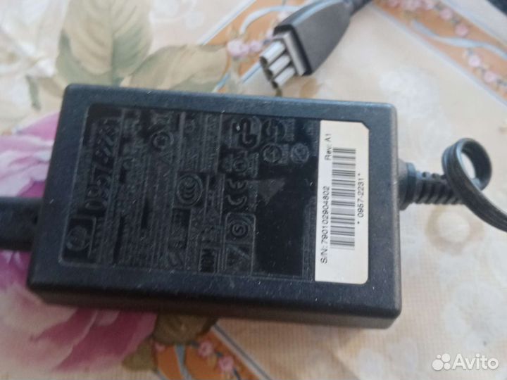 Адаптер возможно к видеокамере Зарядное устройство