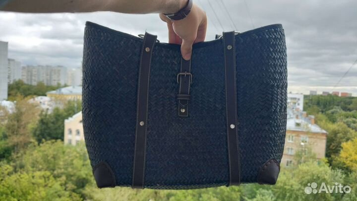 Сумка плетёная с молнией и ремешком