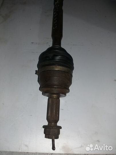 Приводной вал передний правый Ситроен С-Crosser