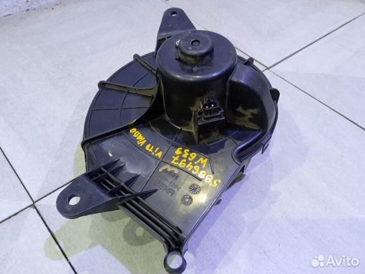 Моторчик печки A0008358004