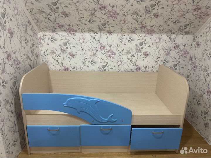 Детская кровать от 3 лет с бортиками