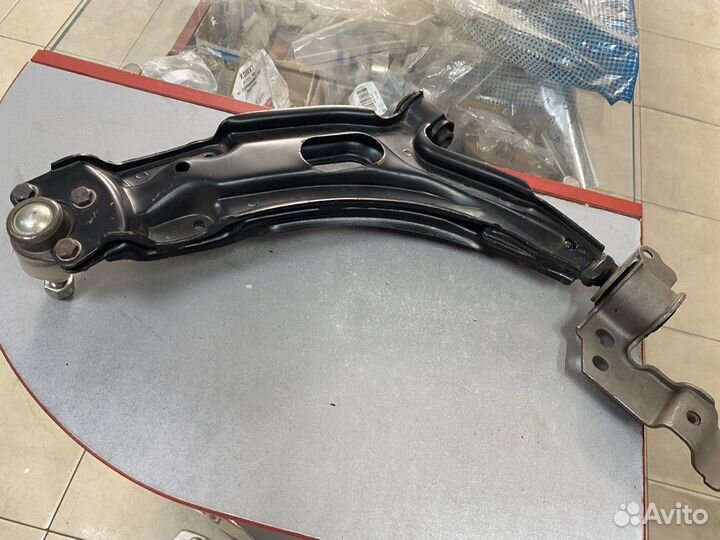 Рычаг передний левый Fiat Doblo