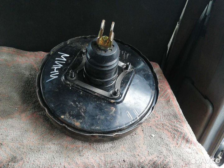 Вакуумник Митсубиси Паджеро Мини 2