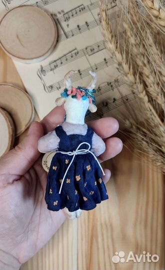 Ватная ёлочная игрушка Козочка