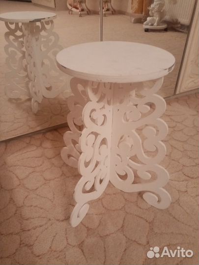 Подставка под цветы