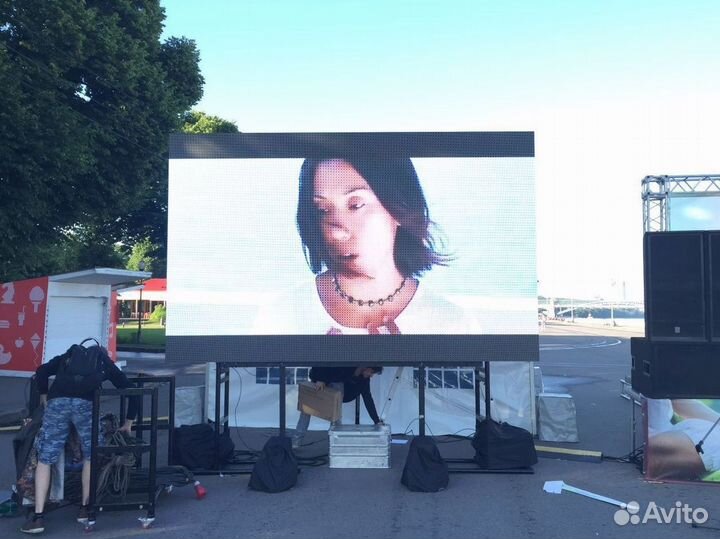 Рекламный экран / Светодиодный экран