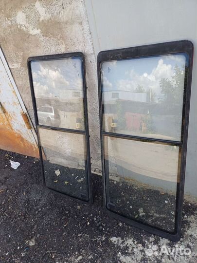 Форточка на Фольксваген Т4