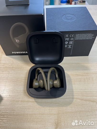 Беспроводные наушники beats powerbeats pro