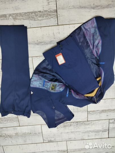 Брючный костюм на мальчика 122-128