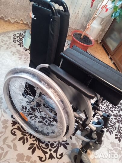 Коляска инвалидная