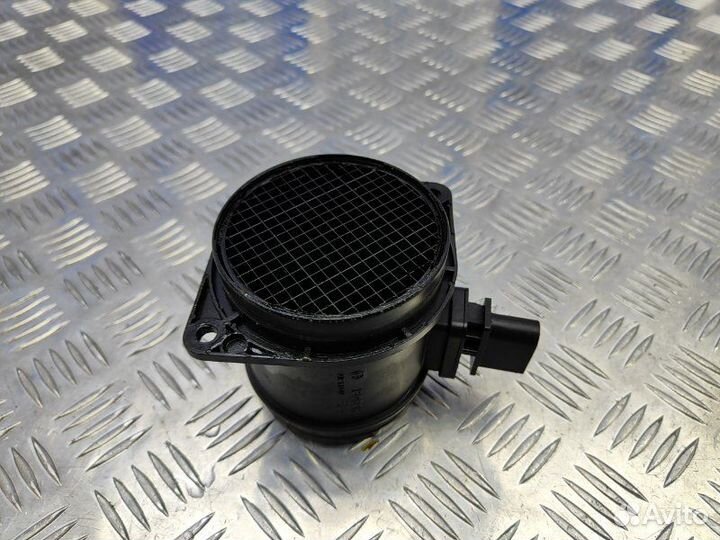 Датчик массового расхода воздуха (дмрв) Volkswagen