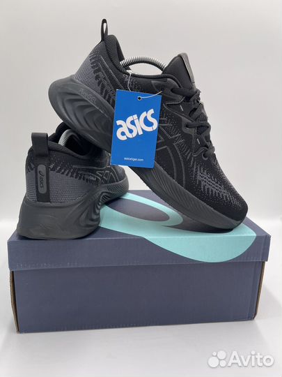 Кроссовки asics