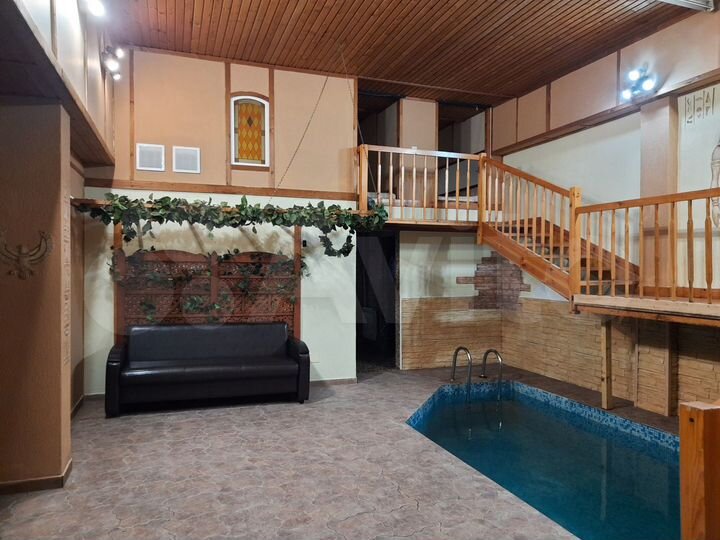 Свободного назначения, 531.8 м²