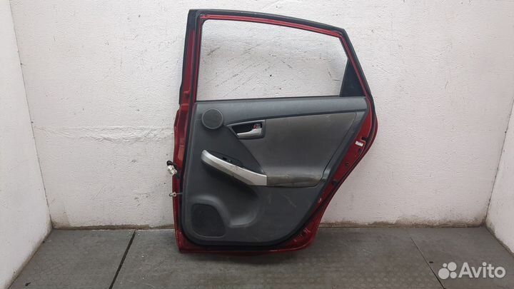 Дверь правая задняя Toyota Prius