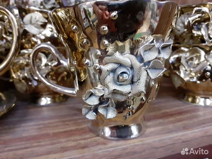 Два золотых сервиза