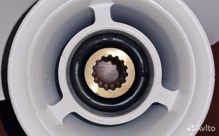 Винт гребной Yamaha 150-300, F150-F275, F300B