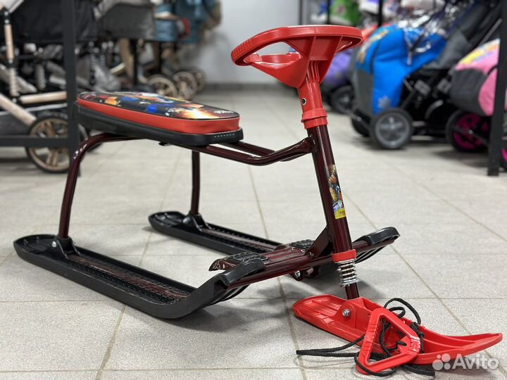 Детский снегокат новый