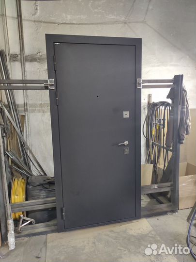 Дверь входная