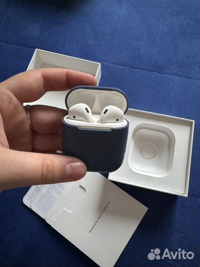 Оригинальные наушники Apple Airpods