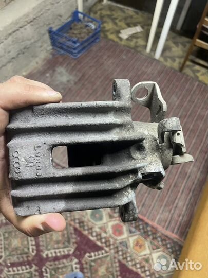 Продам супорта задние фольцваген бора