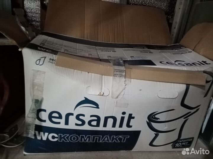 Унитаз с бачком новый