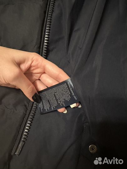 Темно синий пуховник Tommy Hilfiger (XS)