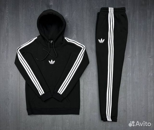 Спортивный костюм Adidas на флисе