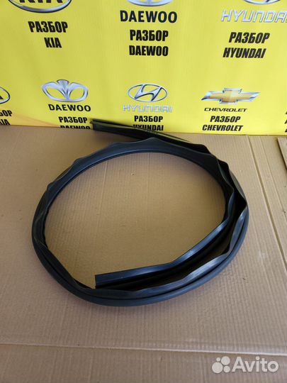 Уплотнитель крыши правой LADA largus-1131