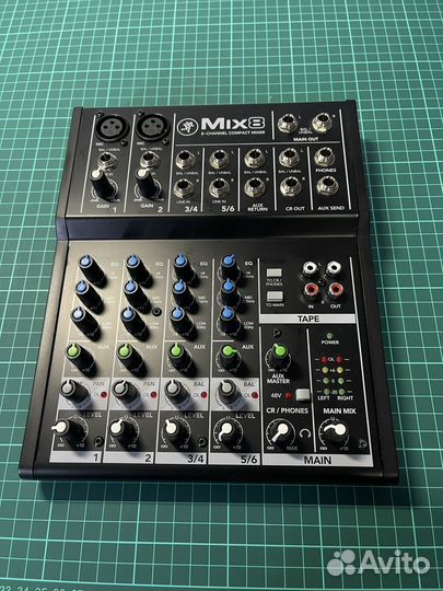 Микшерный пульт mix8 (8-channel compact mixer)