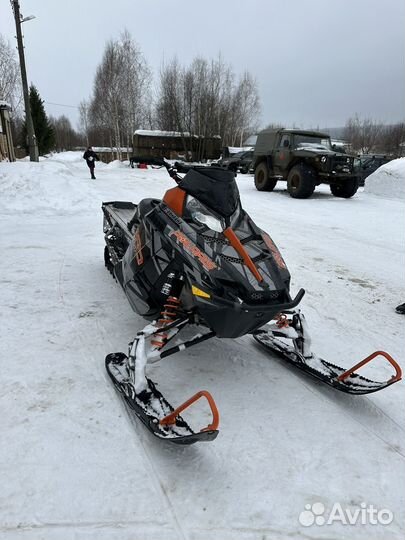 Polaris 800 PRO RMK dominator