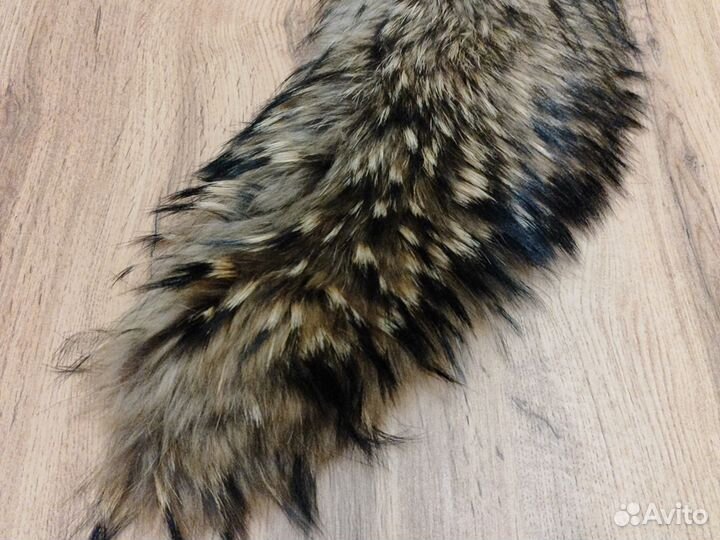 Меховой воротник енот