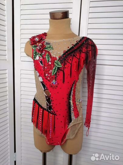 Купальник для художественной гимнастики