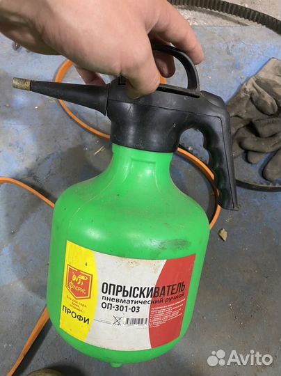 Опрыскиватель пневматический садовый