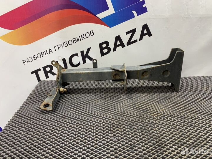 Кронштейн переднего крыла Daf CF