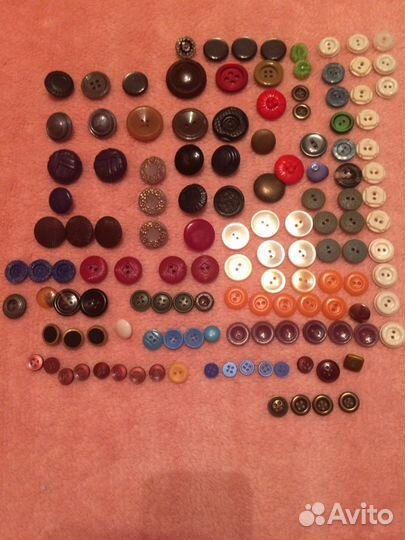 Пуговицы