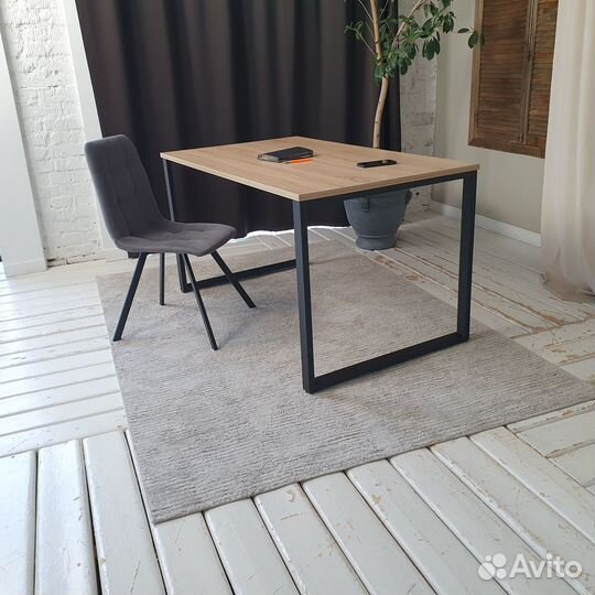 Компьютерный стол Лофт Дуб 140*80 см. Черные ножки