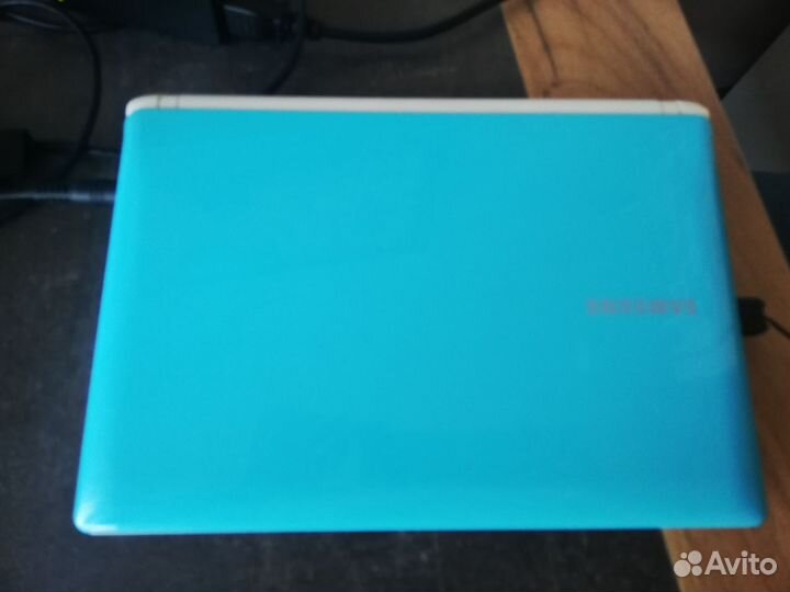 Нетбук Samsung N150 plus