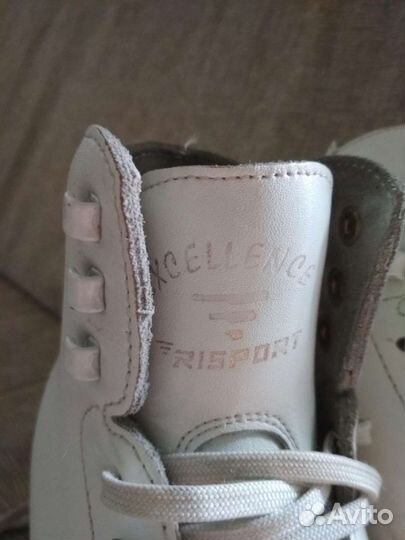 Фигурные коньки risport