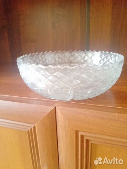 Хрустальная ваза